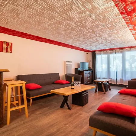 Grand St-lary Centre 13 A 15 Pers *